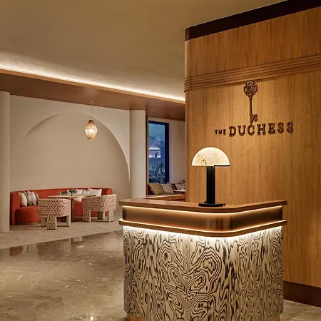 Xo Cape Arnna ホテル フェティエ