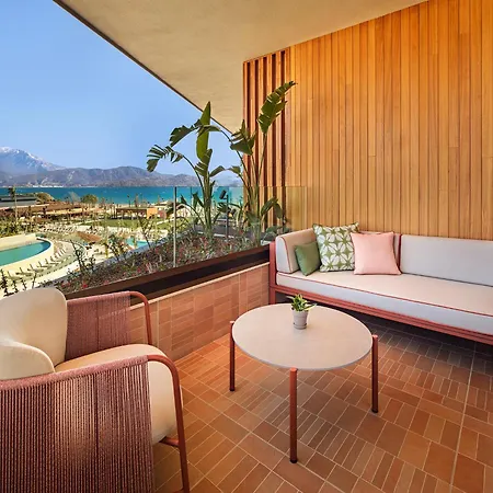 Xo Cape Arnna 5* フェティエ