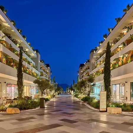 Xo Cape Arnna ホテル フェティエ